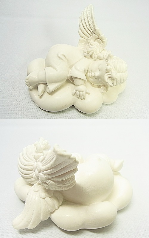 CB00317 Х ŷ Sleeping Smile