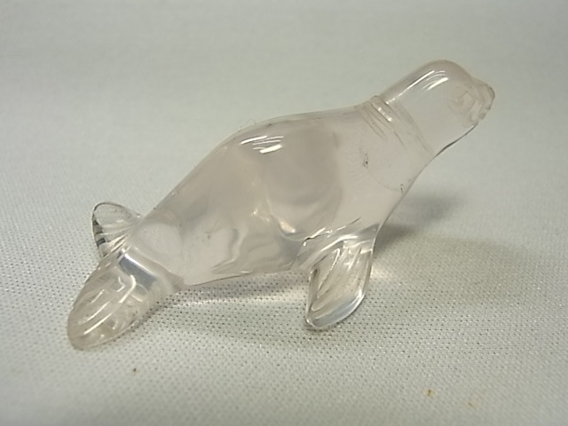 ��������������<������>