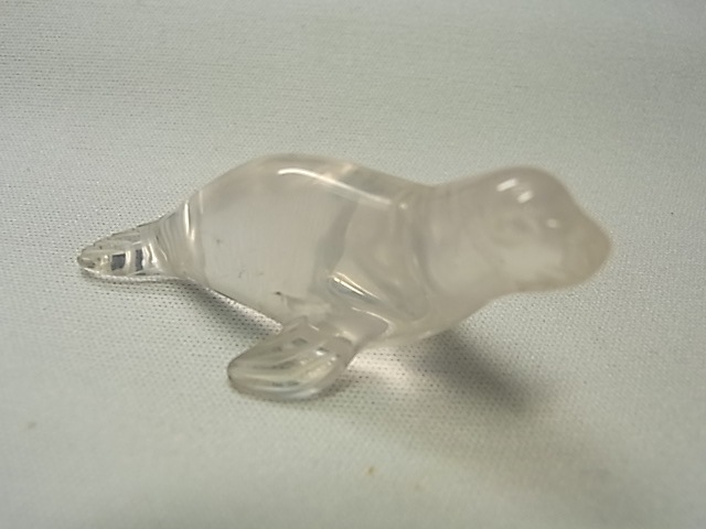 ��������������<������>