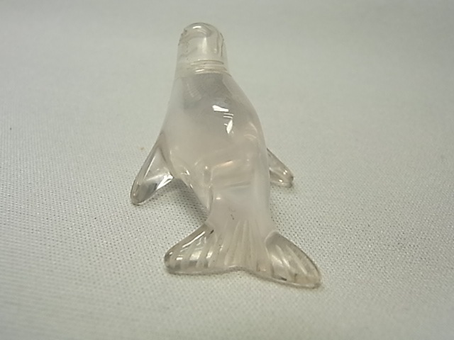 ��������������<������>