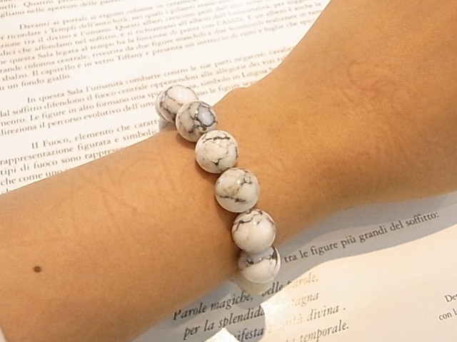 BK00036F ۥ磻ȥХåե֥쥹å(ж)