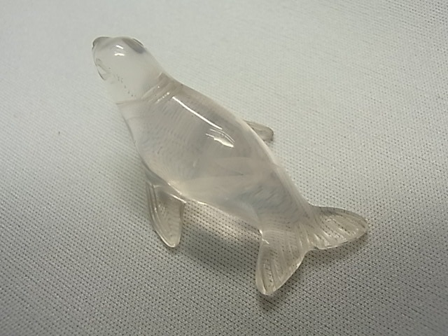 ��������������<������>