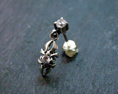 Code.Z】ジルコニアスウィングピアス《1個売り》354-00144-01