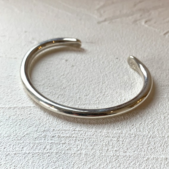 BRU NA BOINNE / ブルーナボイン ソーラスバングル 通販｜sai