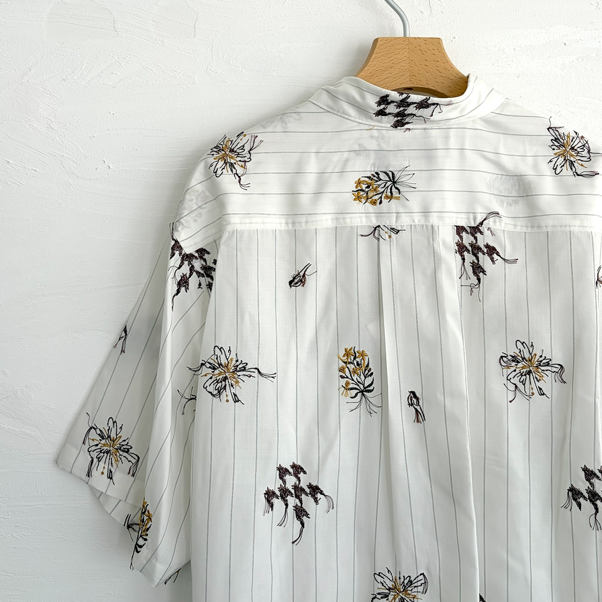 けんさん専用(ナヨン Mサイズ ツゥイLサイズ) Qoo10] エムエルビー [TWICE ナヨン 着用] 3ARNS