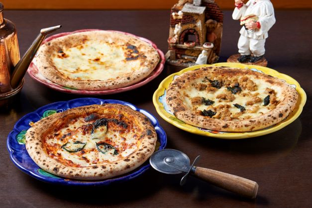 【ピッツェリアオオサキ内カーサディオオサキ】ナポリピッツァ3枚セット（送料込）