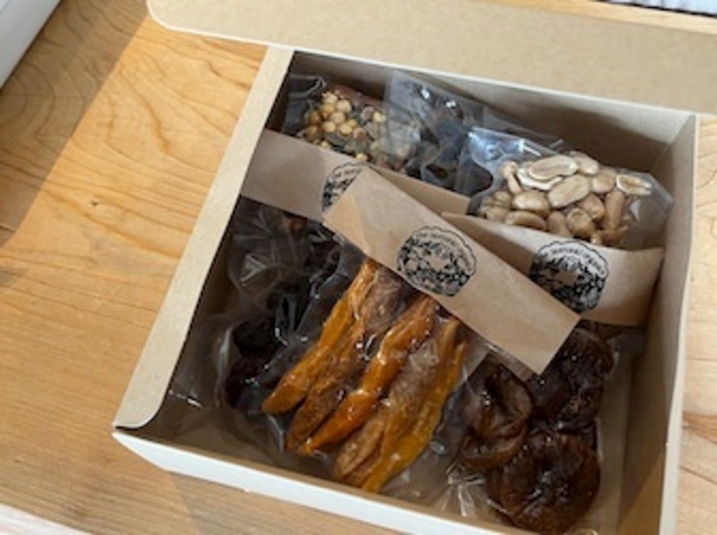 【seasonal Organics（シーズナル・オーガニックス）】オーガニックドライフルーツ＆ナッツ詰め合わせ 6点セット（送料込）