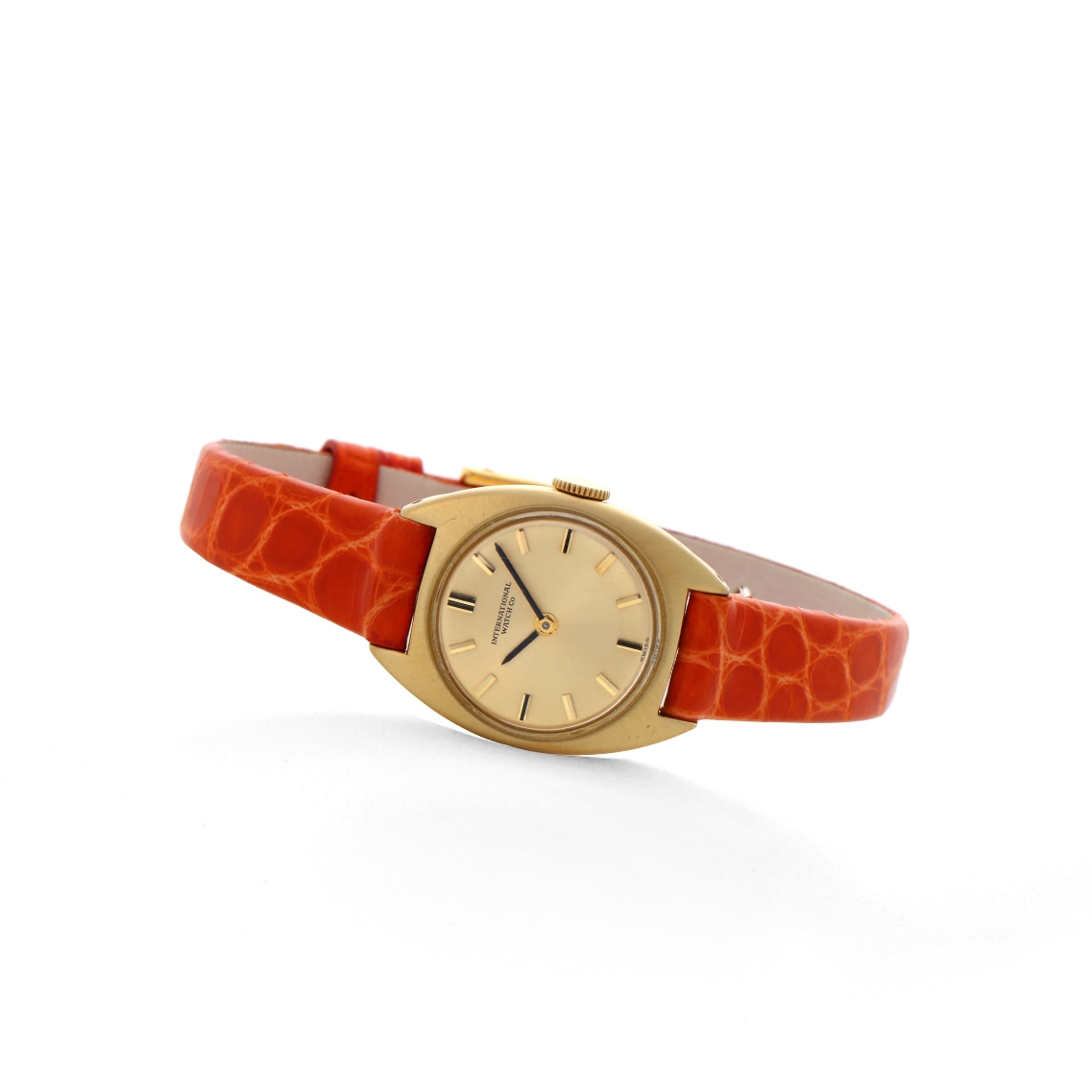 IWC【1968年製】クッション|ヴィンテージウォッチ専門店 モンテーヌ