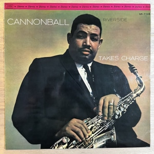 CANNONBALL ADDERLEY / TAKES CHARGE