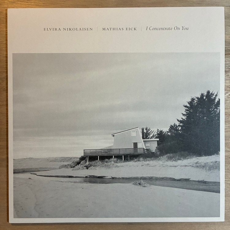 ELVIRA NIKOLAISEN & MATHIAS EICK / I CONCENTRATE ON YOU