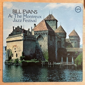 BILL EVANS / AT THE MONTREUX JAZZ FESTIVAL