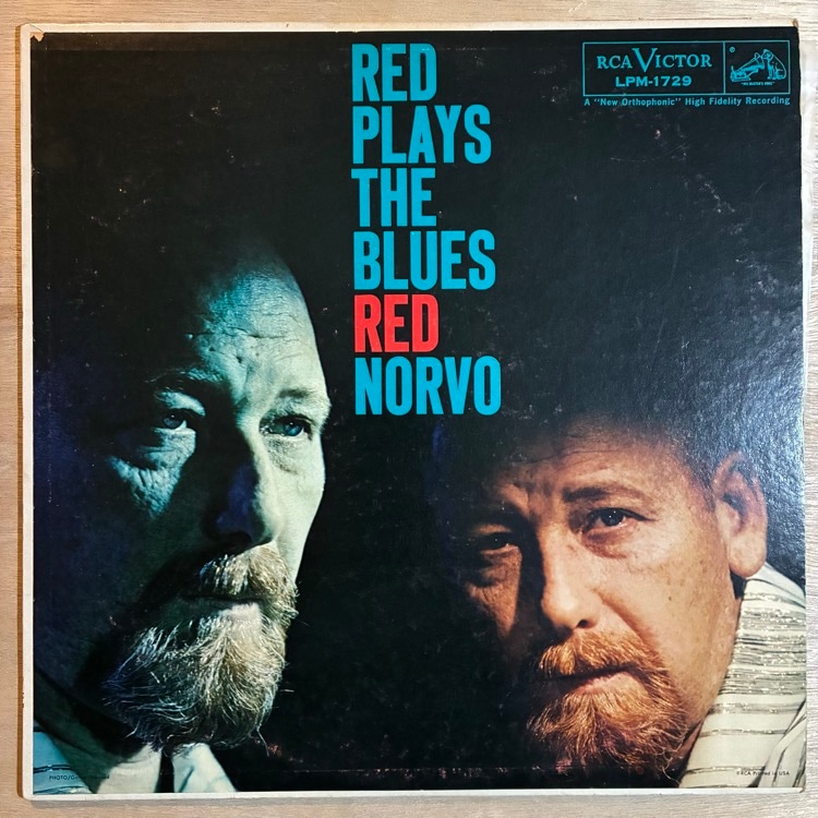 RED NORVO / PLAYS THE BLUES
