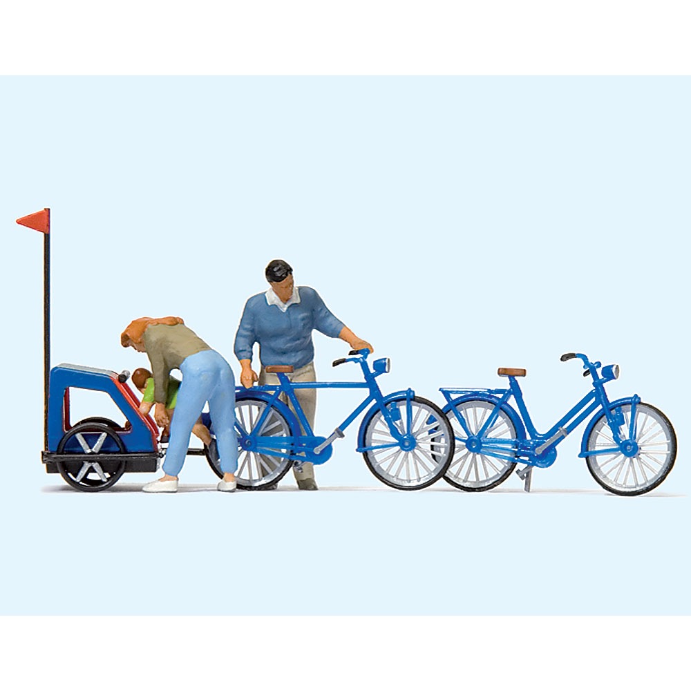 家族でサイクリングの準備中 （自転車） ：プライザー 塗装済完成品 HO