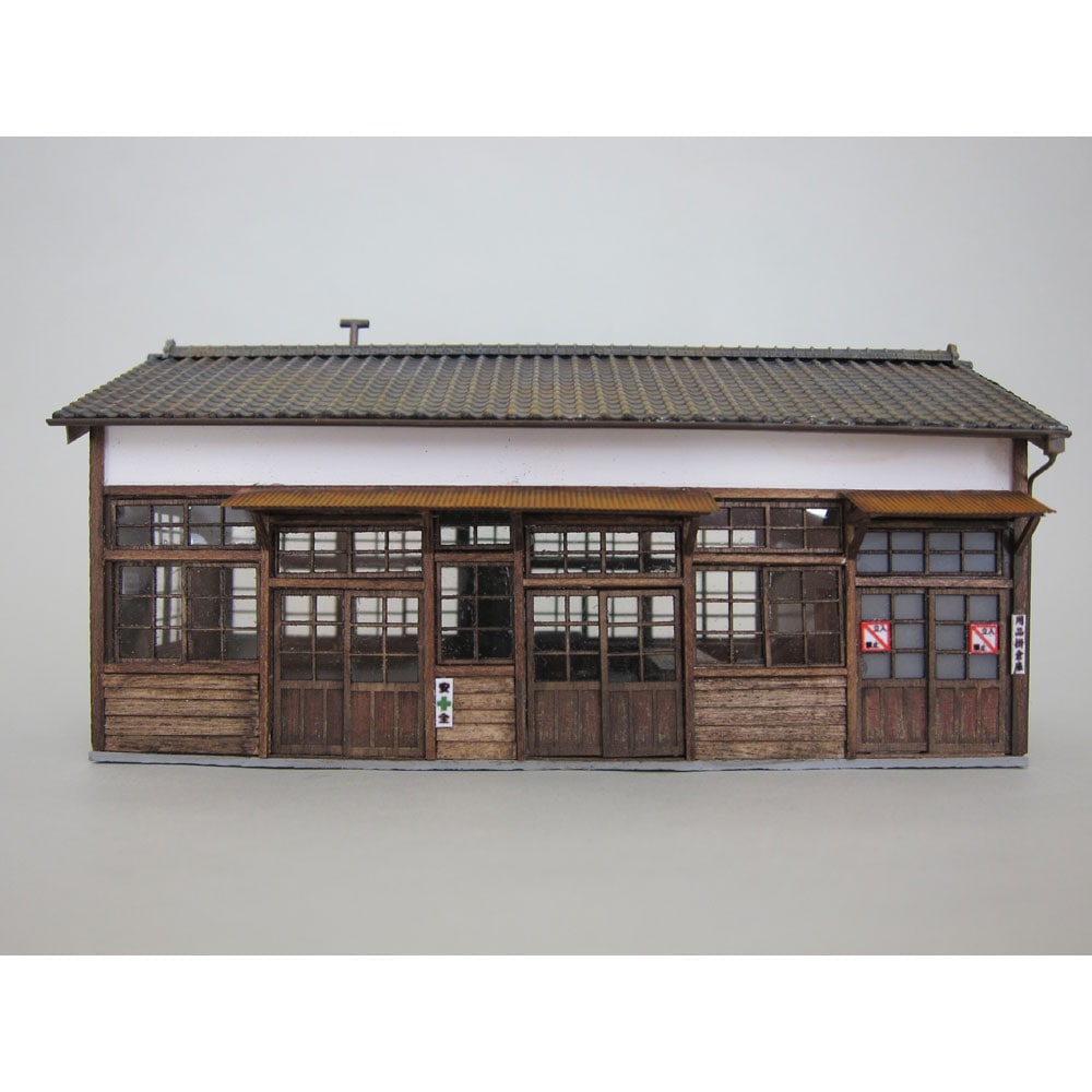 中古現状 ジオラマ 模型 古民家 (幅:400/高さ:450/奥行:300) 90ミリキューブミニチュア 「北鎌倉 古民家」 ：太郎 塗装済完成