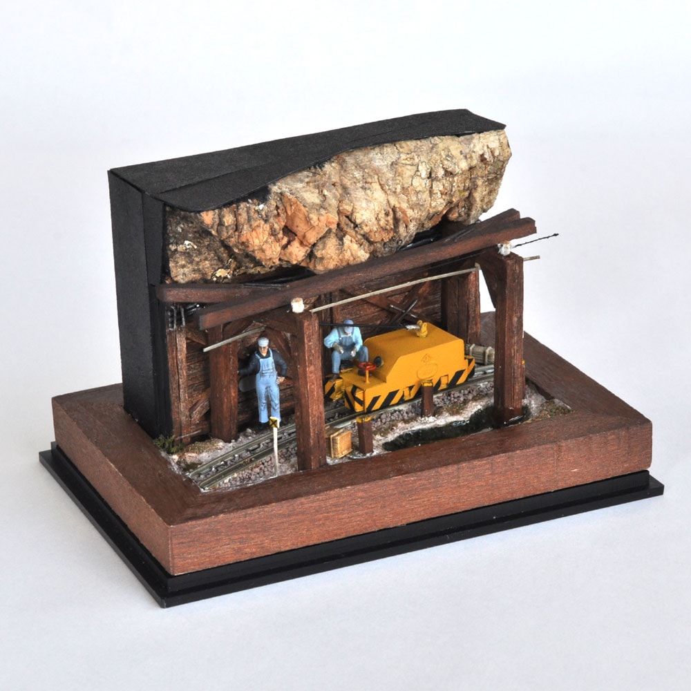 乗工社HOナロー(9m/m) 梅鉢型単端塗装済み完成品