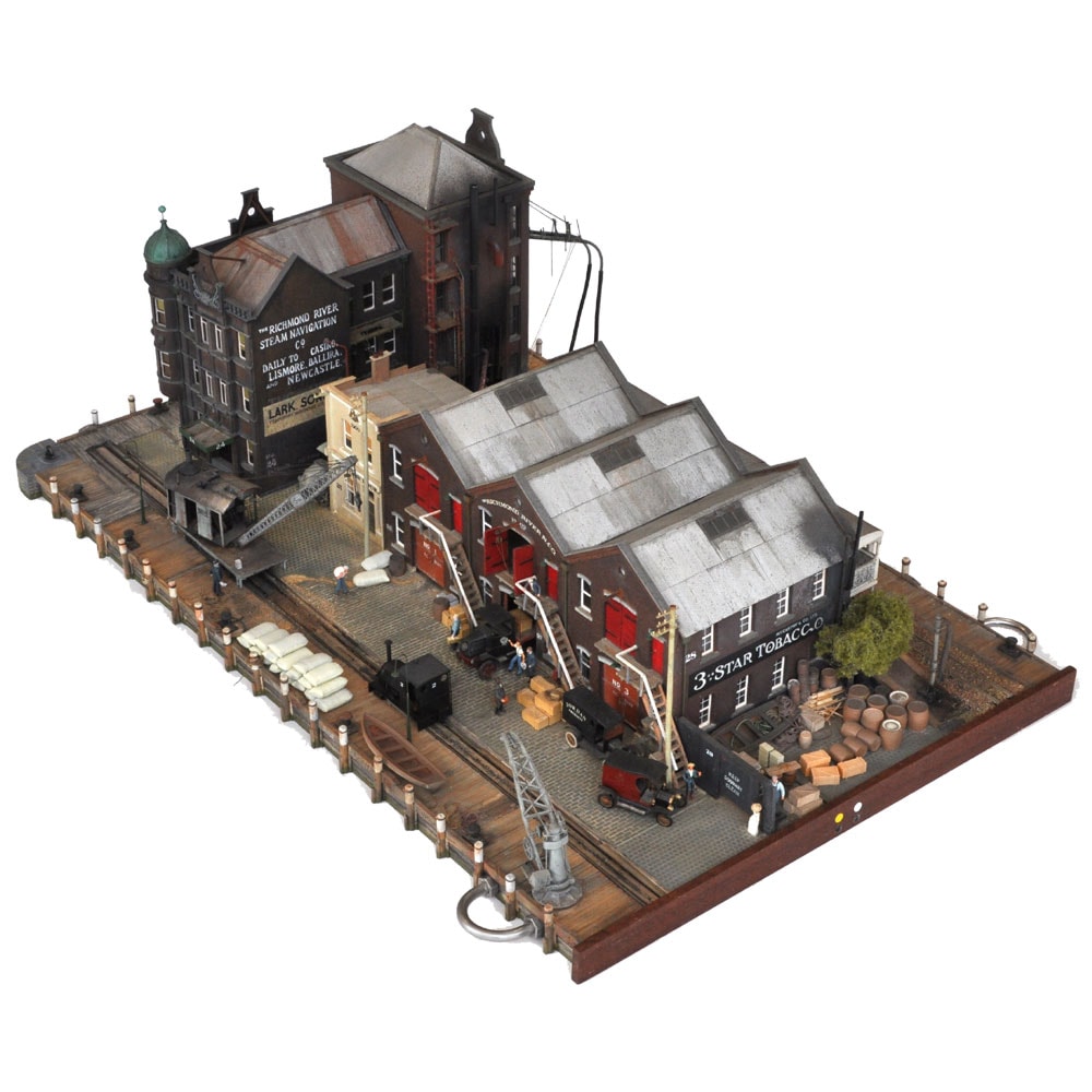 リッチモンドリバー」 9mm HOナロー・レイアウト・セクション ：西村