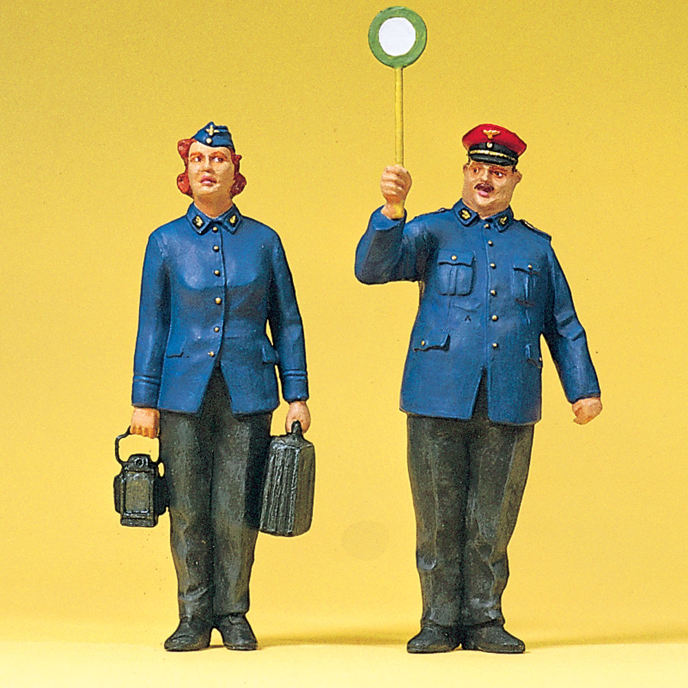 ドイツ軍フィギュアです！身長は、32センチです！とてもリアルです！ ドイツ軍フィギュアです！身長は、32センチです！とてもリアル