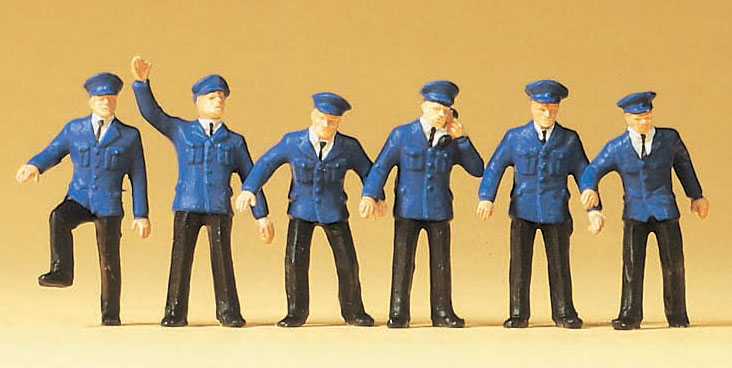 (未使用･未開封品)　プライザー 列車を待っている旅行者たち 塗装済完成品 HO(1/87) 10734 wyeba8q ドイツ鉄道職員 ：プライザー 塗装済完成品 HO(1/87) 14012 | 人物