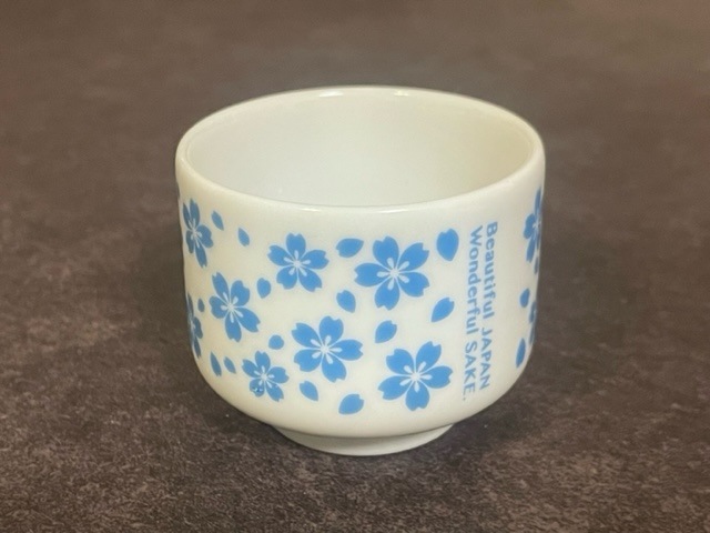 ハートお猪口 サクラ柄（ブルー） | お猪口 | Sake-Bito GUILD