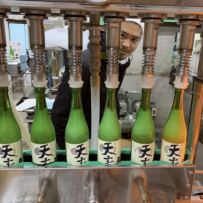 ŷ�� ��˾ ���̽��Ƽ� [1.8L]