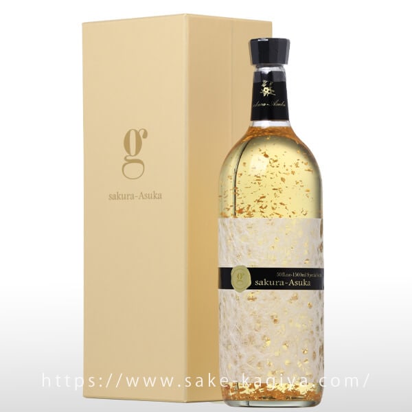 桜明日香 グランデ 金箔入り 1.5L | 紅乙女酒造 | 酒専門店鍵や