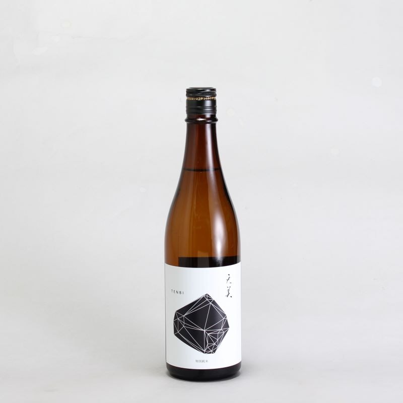 天美　特別純米酒　黒天　720ml