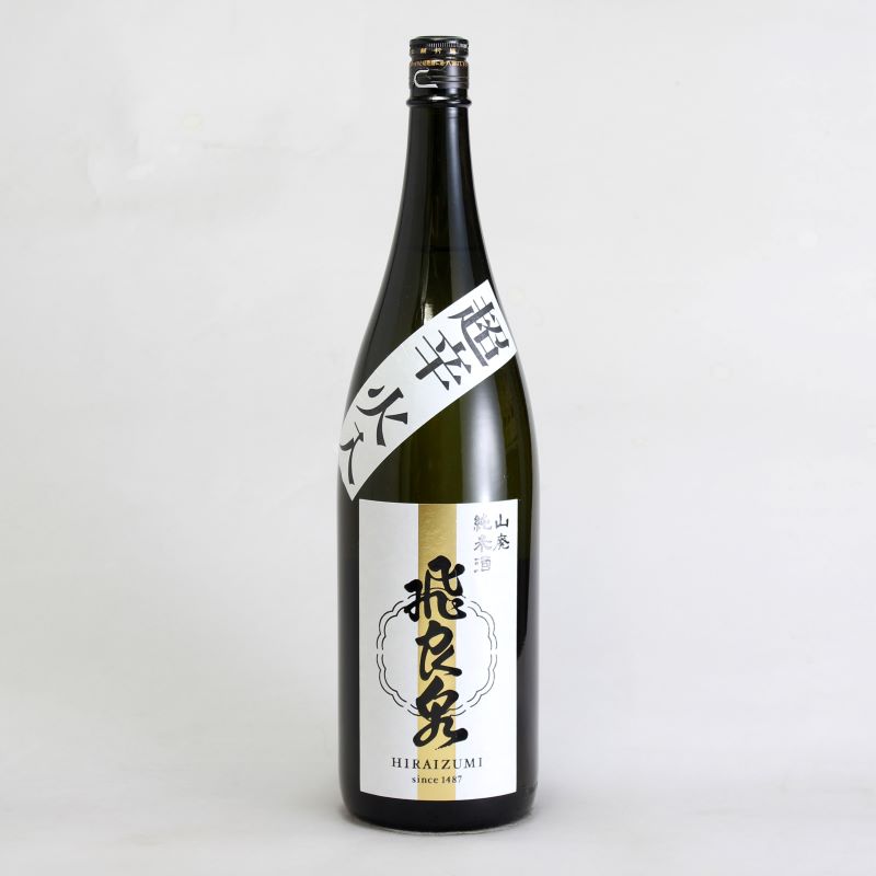 飛良泉　山廃純米酒　超辛火入　1800ml