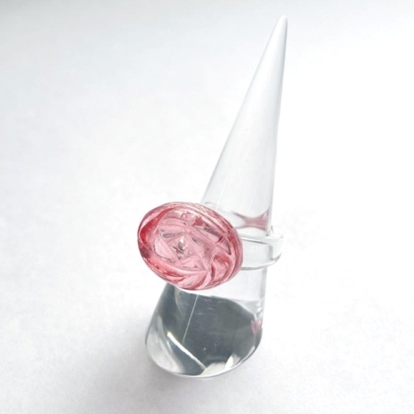 サクマドロップス　リング（クリアレッド）