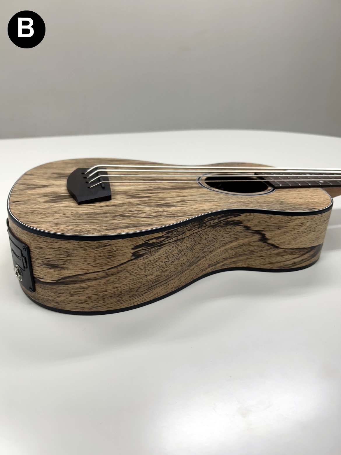 【実物写真有り】KALA ウクレレ ベース SPALTED MANGO U-BASS UBASS-SP-MNG-FS ギグバッグ付属【カラ エレキ スポルテッド マンゴー ウクレレ ユーベース】