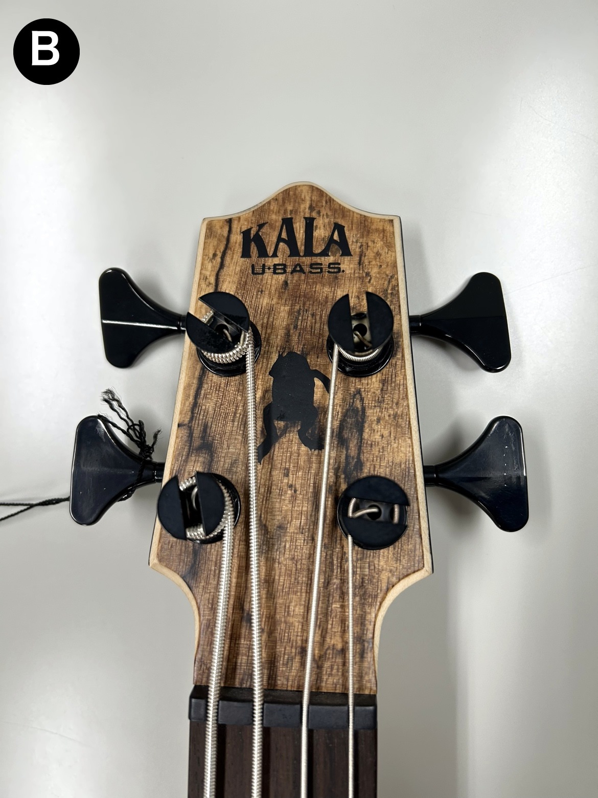 【実物写真有り】KALA ウクレレ ベース SPALTED MANGO U-BASS UBASS-SP-MNG-FS ギグバッグ付属【カラ エレキ スポルテッド マンゴー ウクレレ ユーベース】