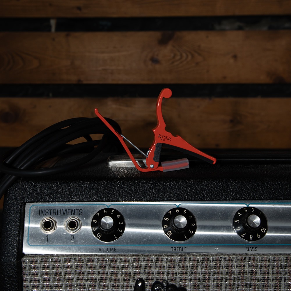 Kyser x Fender コラボ・カポタスト クラシックカラー KGEF シリーズ【カイザー カポ Classic Color QUICK-CHANGE ELECTRIC CAPO エレキギター用】【ゆうパケット対応】