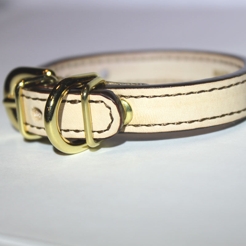 本革首輪・おしゃれ首輪・迷子札首輪の サクラ犬具製作所 / SAKURA