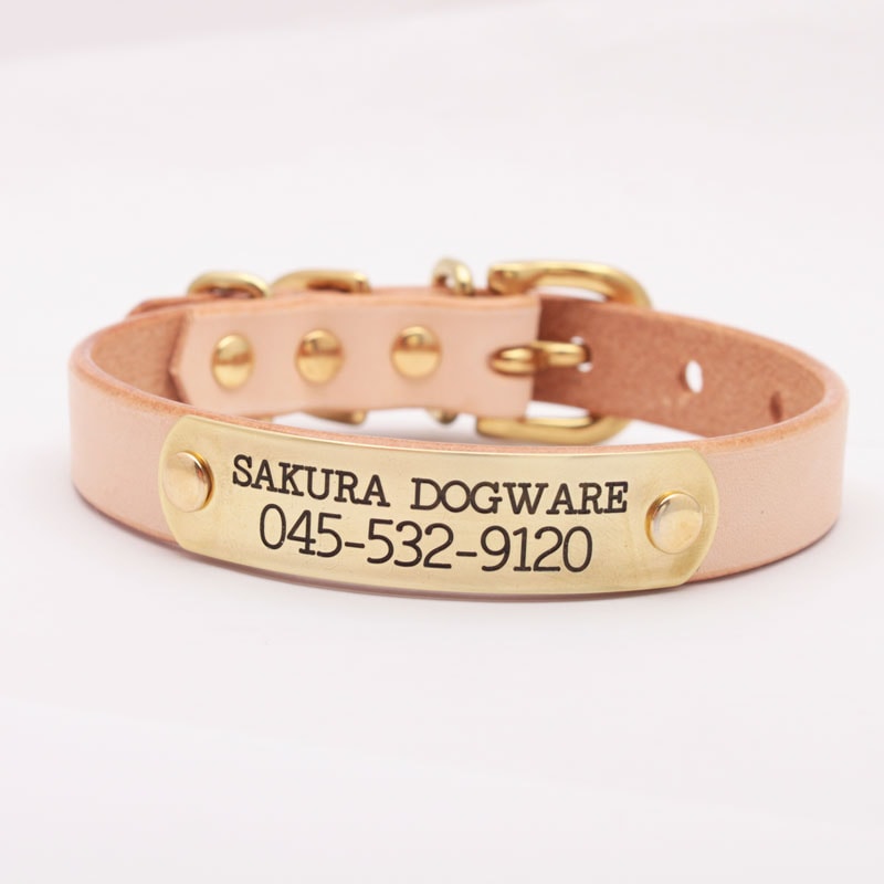 迷子札付首輪　おなまえ首輪　真鍮彫刻プレート付　本ヌメ革/本革　手仕上げ　　真鍮金具　首輪(小型犬・中型犬)　A88890 (SS～Lサイズ　3-14kg)