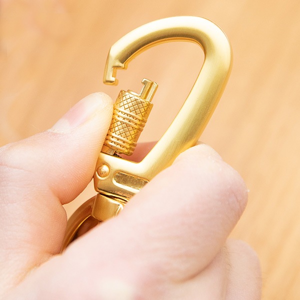 本革首輪 おしゃれ首輪 迷子札首輪の サクラ犬具製作所 Amazon Pay 決済専用 追加注文 リード購入者対象オプション ナスカン外れ対策 ダブルファンクション カナビラナスカンに変更 チェーンリードには対応していません 特注 サクラ犬具製作所