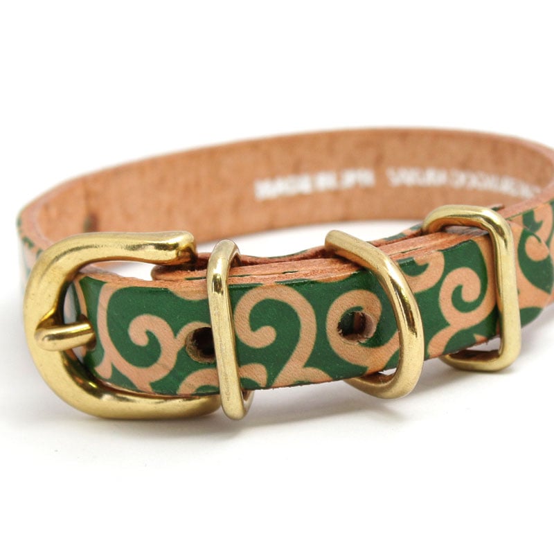 [#KARAKUSA]サクラ犬具製作所　本革　唐草模様首輪 からくさ　日本製