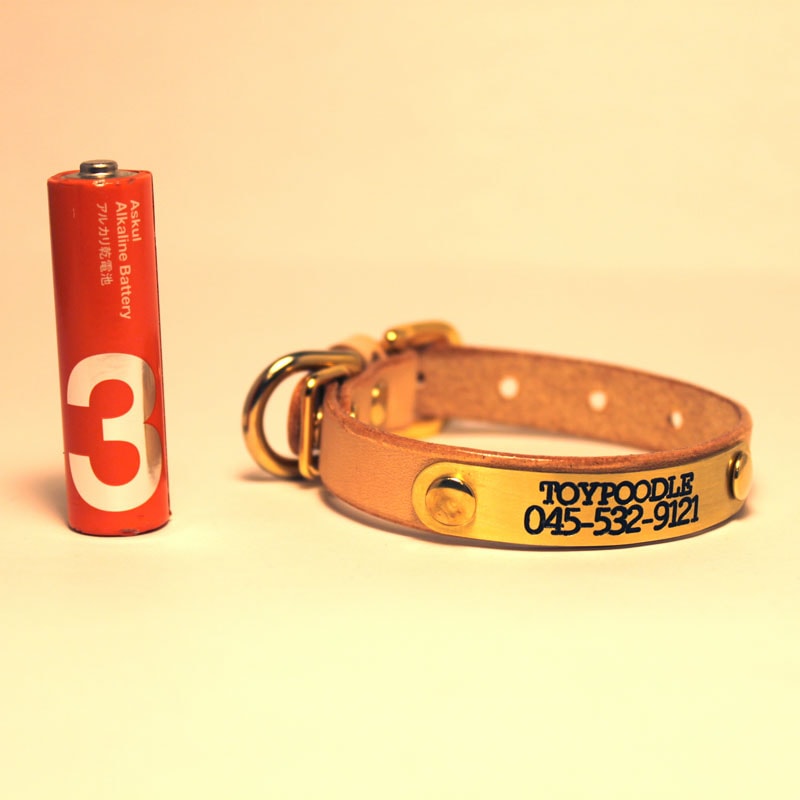 超小型犬　猫　用　12mm幅　おなまえ首輪　真鍮彫刻プレート　本ヌメ革/本革　手仕上げ　　真鍮金具　首輪(小型犬・超小型犬)　AS8888