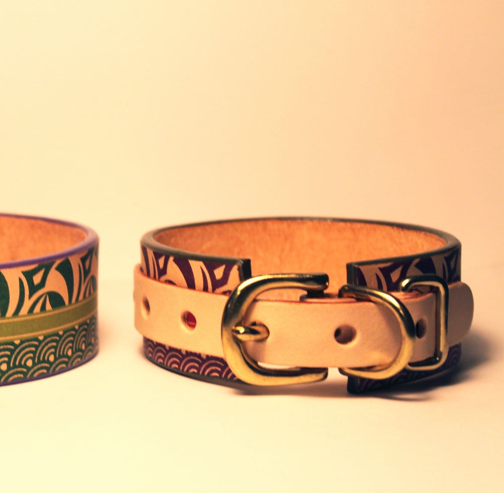 おなまえ首輪　名入れ・電話番号　グラフィックプリント　本革首輪　真鍮無垢金具 サイズSS～L ベルト幅30mm #33001-2