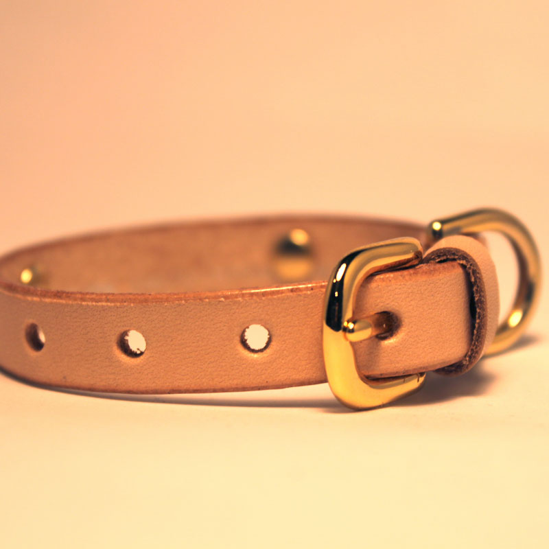 超小型犬　猫　用　12mm幅　おなまえ首輪　真鍮彫刻プレート　本ヌメ革/本革　手仕上げ　　真鍮金具　首輪(小型犬・超小型犬)　AS8888
