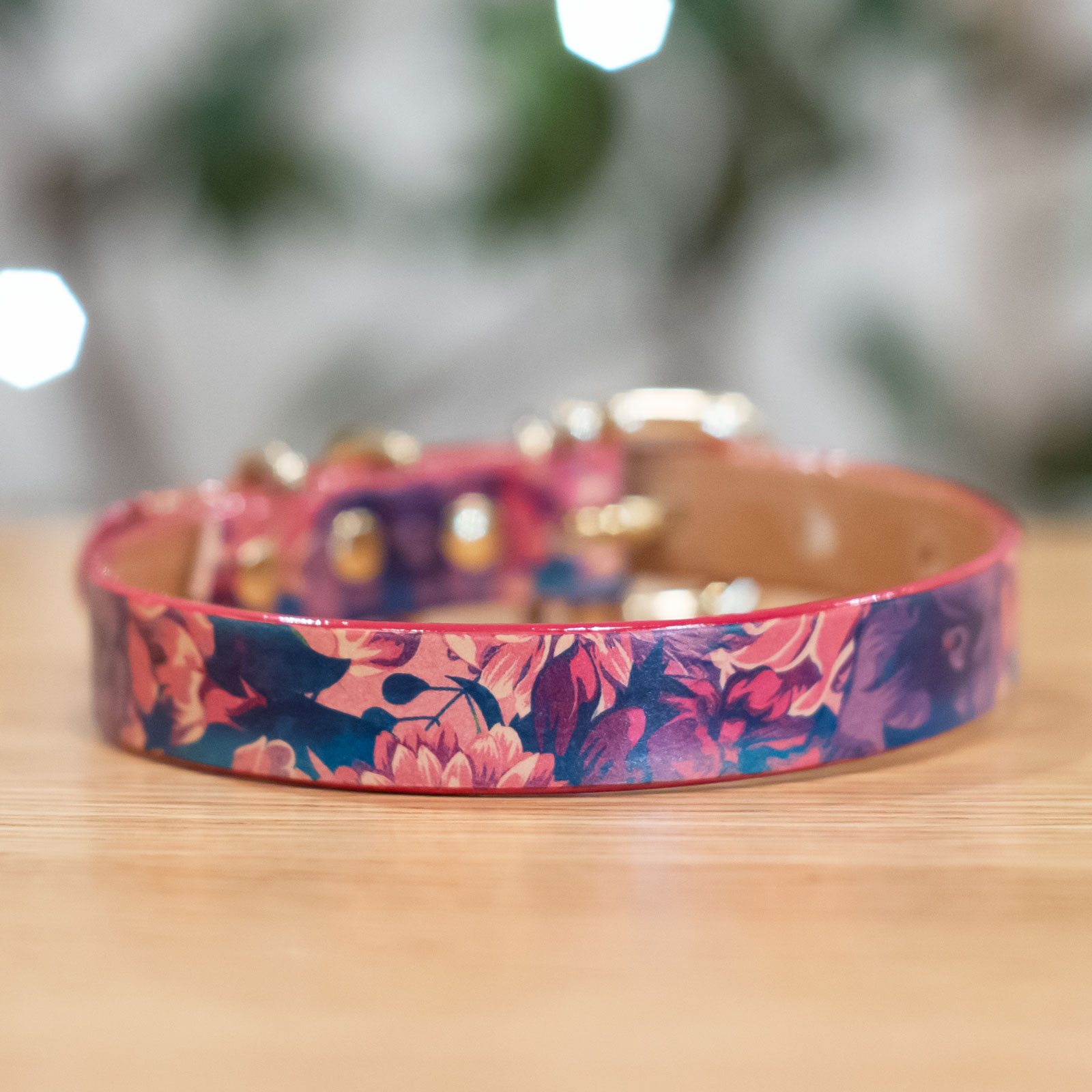 Framer　エッジカラー(マゼンタ)　アートなグラフィック本革首輪　パープルフラワー　真鍮無垢金具 サイズSS～L ベルト幅16mm #23478