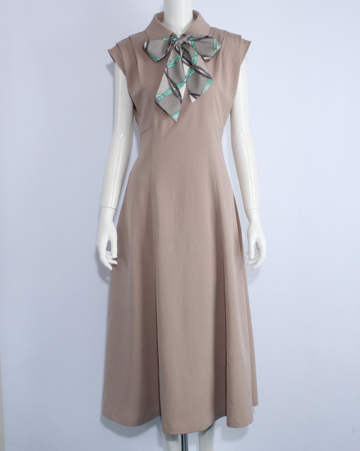 確認用☆salire ワンピース　美品 ワンピース | salire(サリア) ONLINE SHOP