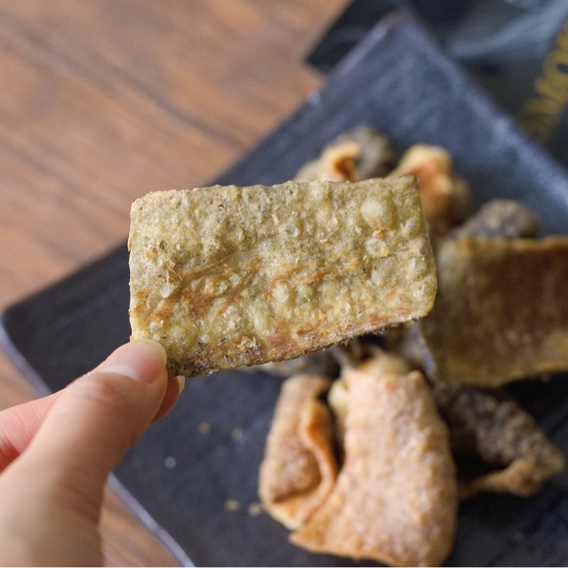 スモークサーモン皮チップス45g