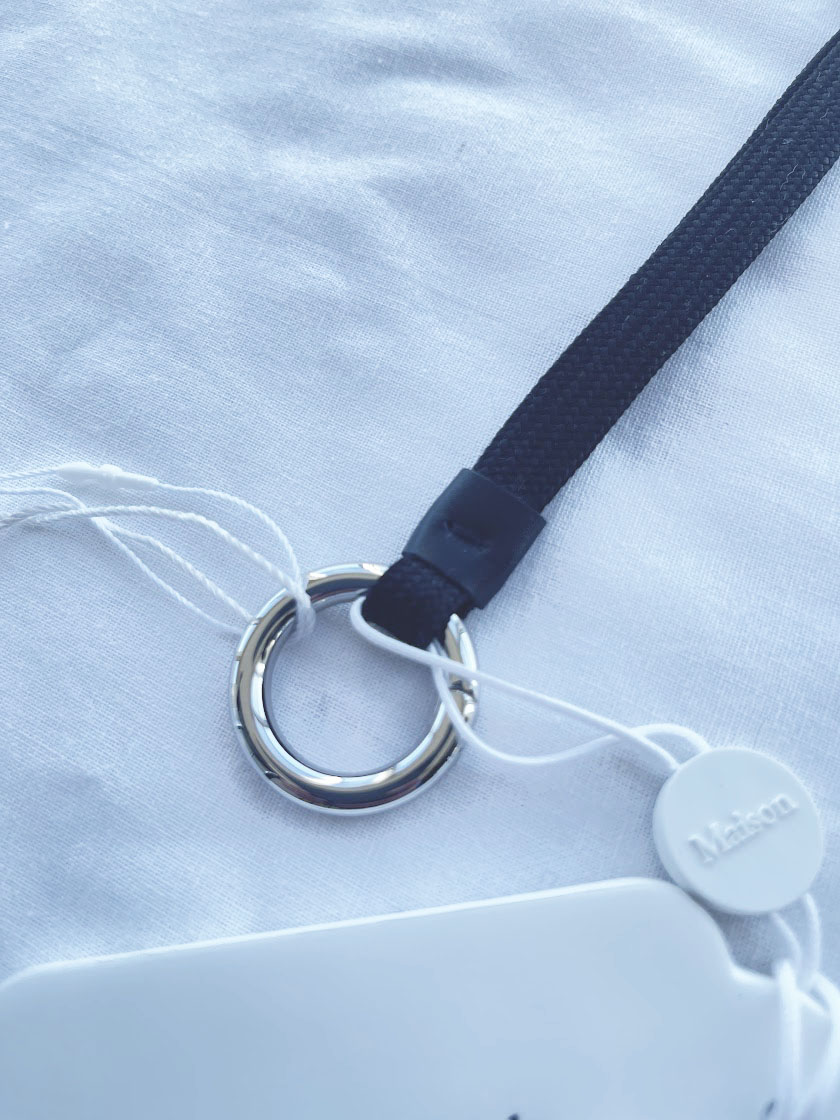 MAISON MARGIELA KEY RING SA1UA0008 / �᥾��ޥ른���� �����ۥ��������� (WHITE)