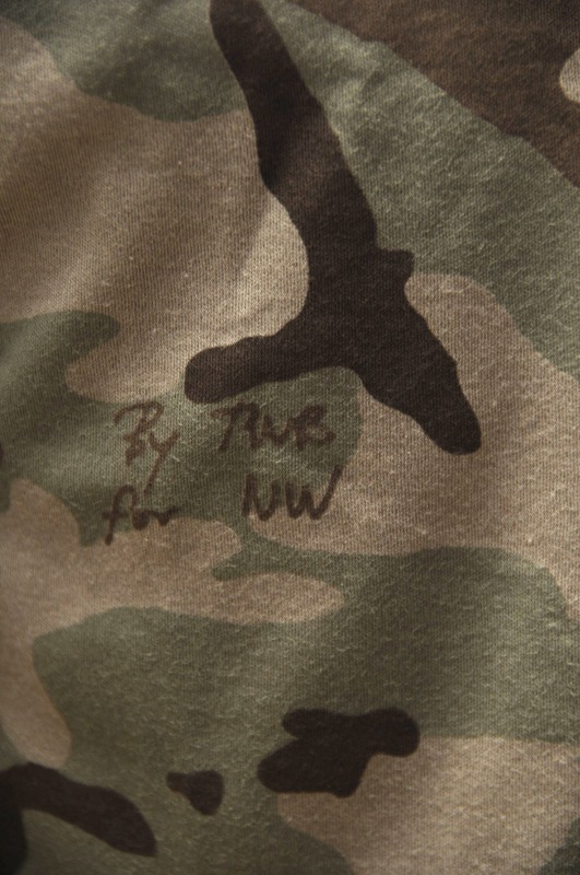 THE WHITE BRIEFS CAMO TEE by NICK WOOSTER  /  ۥ磻ȥ֥꡼ե ե顼ƥ