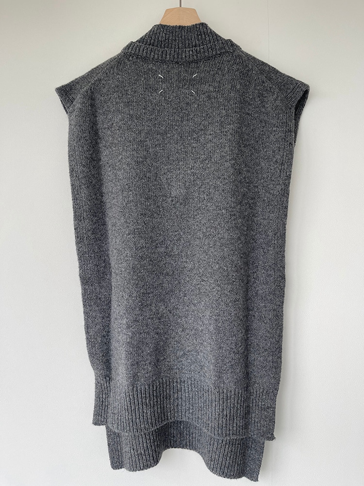��2�����١�MAISON MARGIELA KNIT VEST/ �᥾��ޥ른���� �˥åȥ٥��ȡ����ȡ��� SI1TH0001 S18064860F
