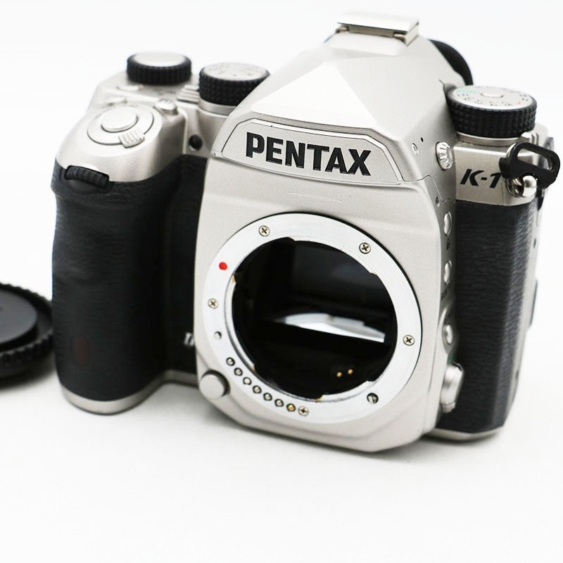 ��PENTAX �ڥ󥿥å��� K-1 Ver UP Mark II Limited Silver �Хåƥ꡼����å� D-BG6 ��Ȣ���� �������