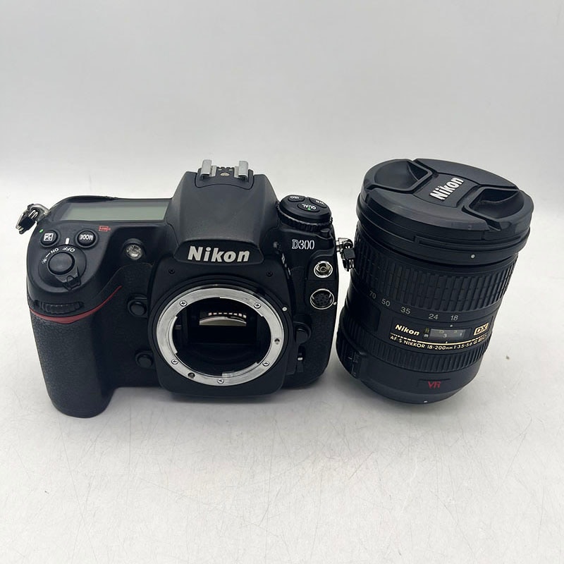 ��Nikon �˥��� D300 AF-S DX VR18-200G��󥺥��å�  �������
