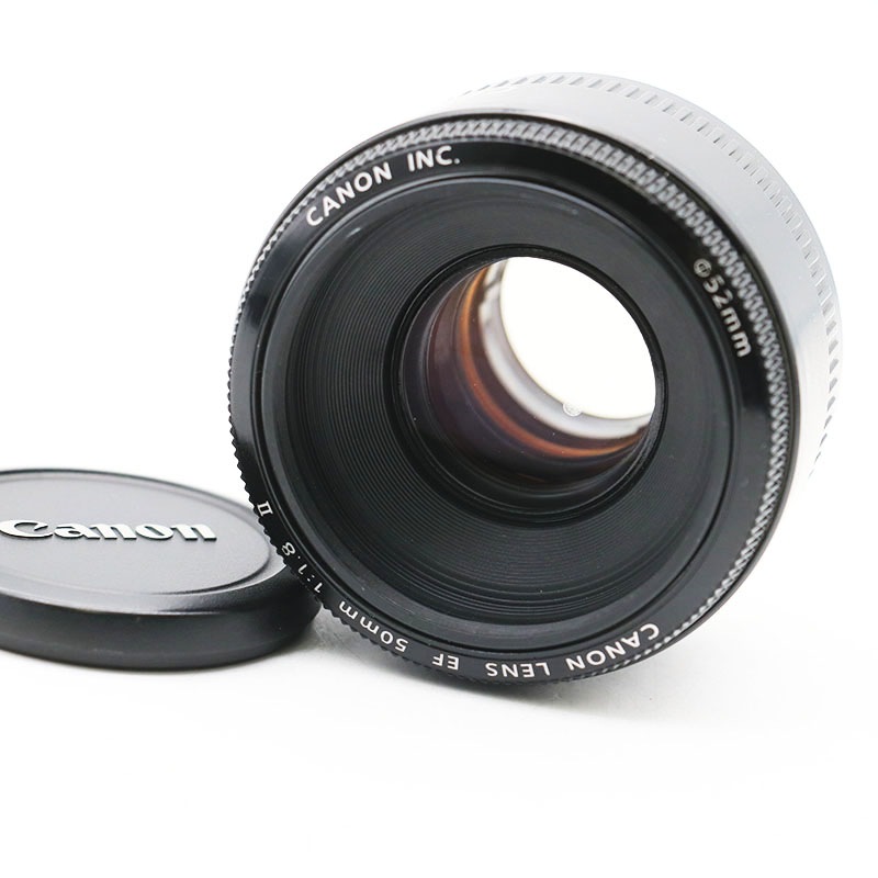 Canon Υ EF50mm F1.8 II  