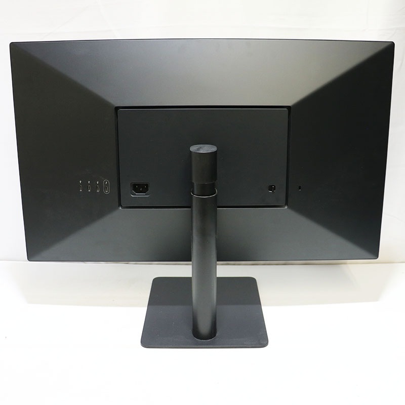 □LG 27インチUltraFine Display 5Kモニター for Mac 27MD5KL-B