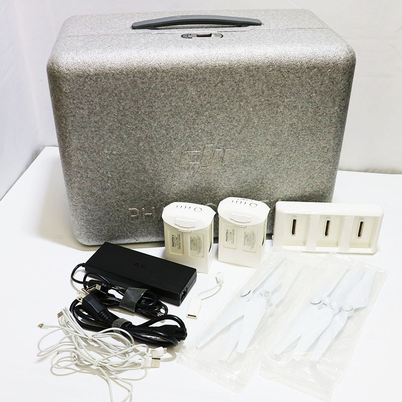 ������ DJI Phantom4 RTK ��Ŭ�ޡ���ͭ�� Model��WM334R 