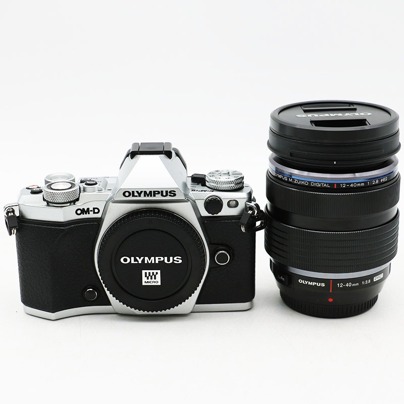OLYMPUS OM-D E-M5 MarkII 12-40mm F2.8レンズ